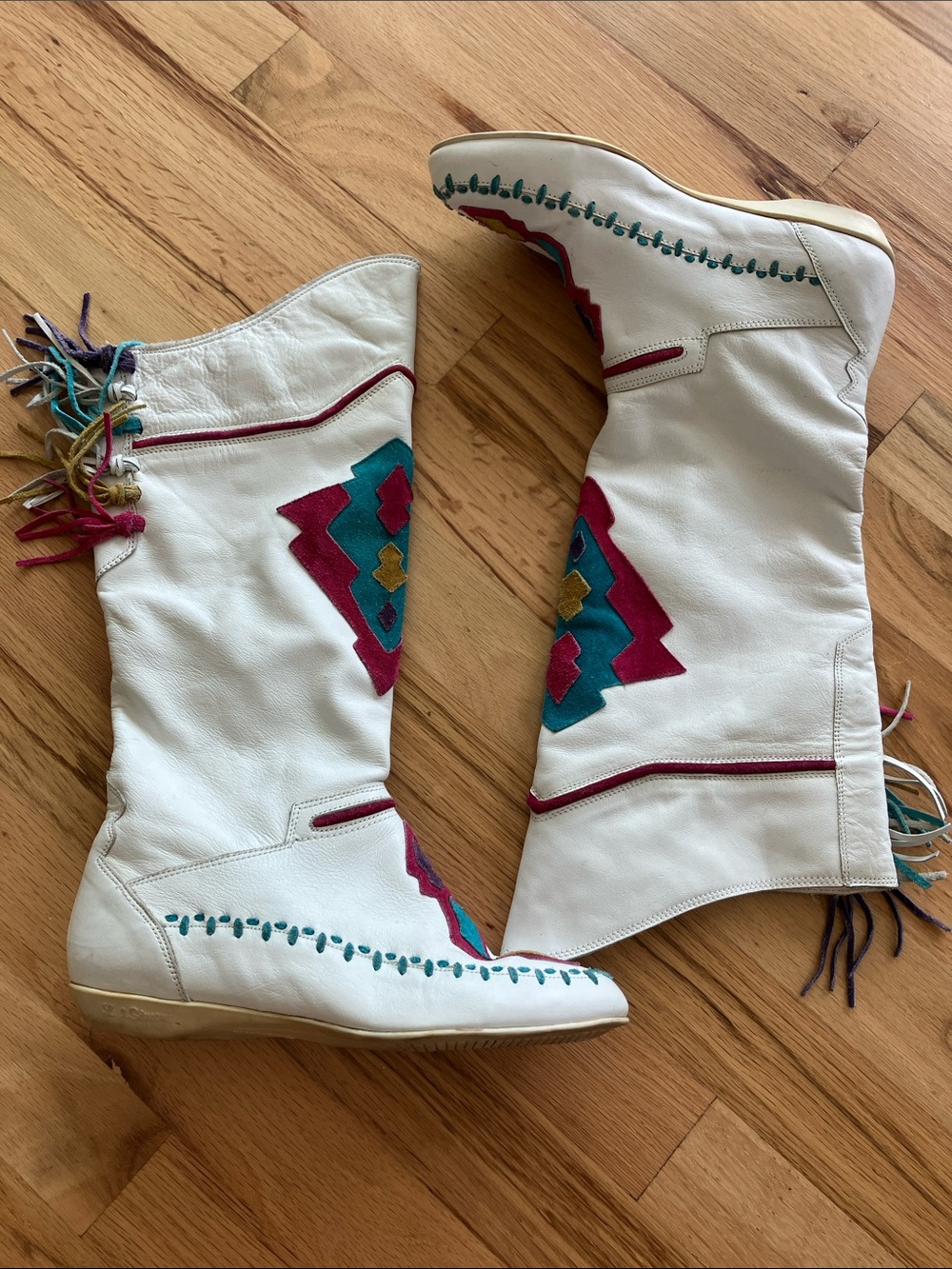 6B LJ Simone Moccasin Boots Tassela Western Cowgirl